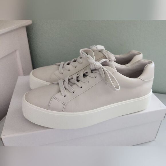 Vince Leather Lace Up Platform Lace Up Sneakers Women's 7 - Picture 4 of 9